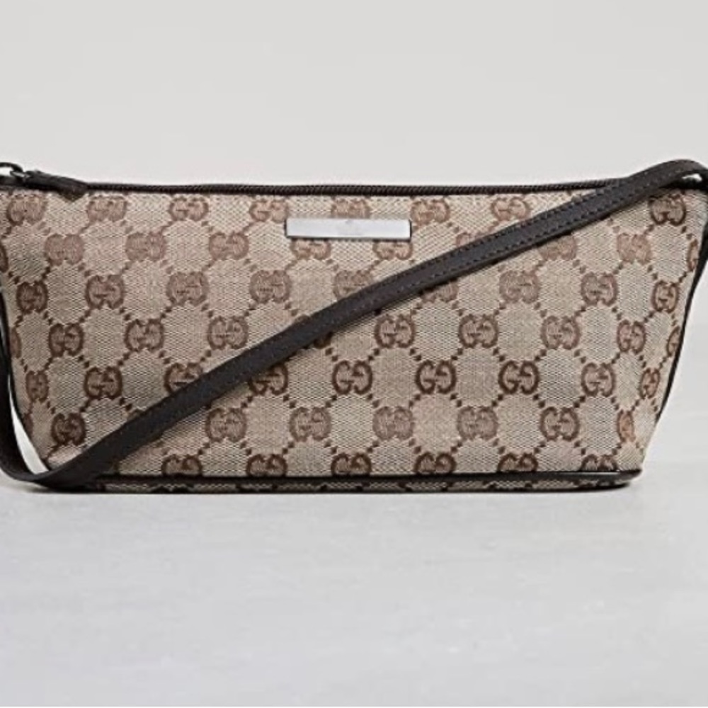 Gucci Boat Pochette Like New! 🤎🤎🤎